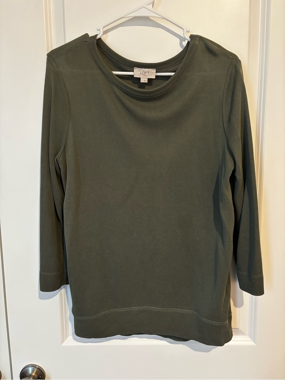LOFT Olive Crewneck Three Quarter Sleeve Top